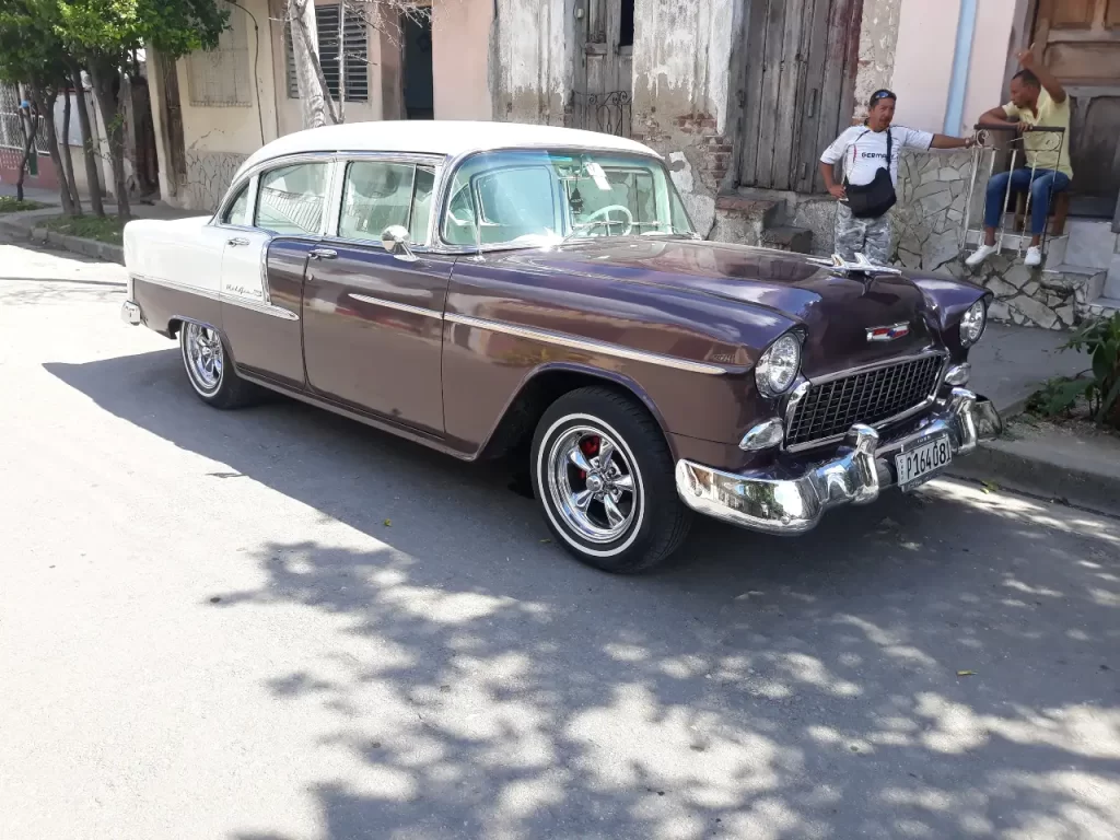 vintage car rent from varadero bay excursion to havana and diferent cuba tour