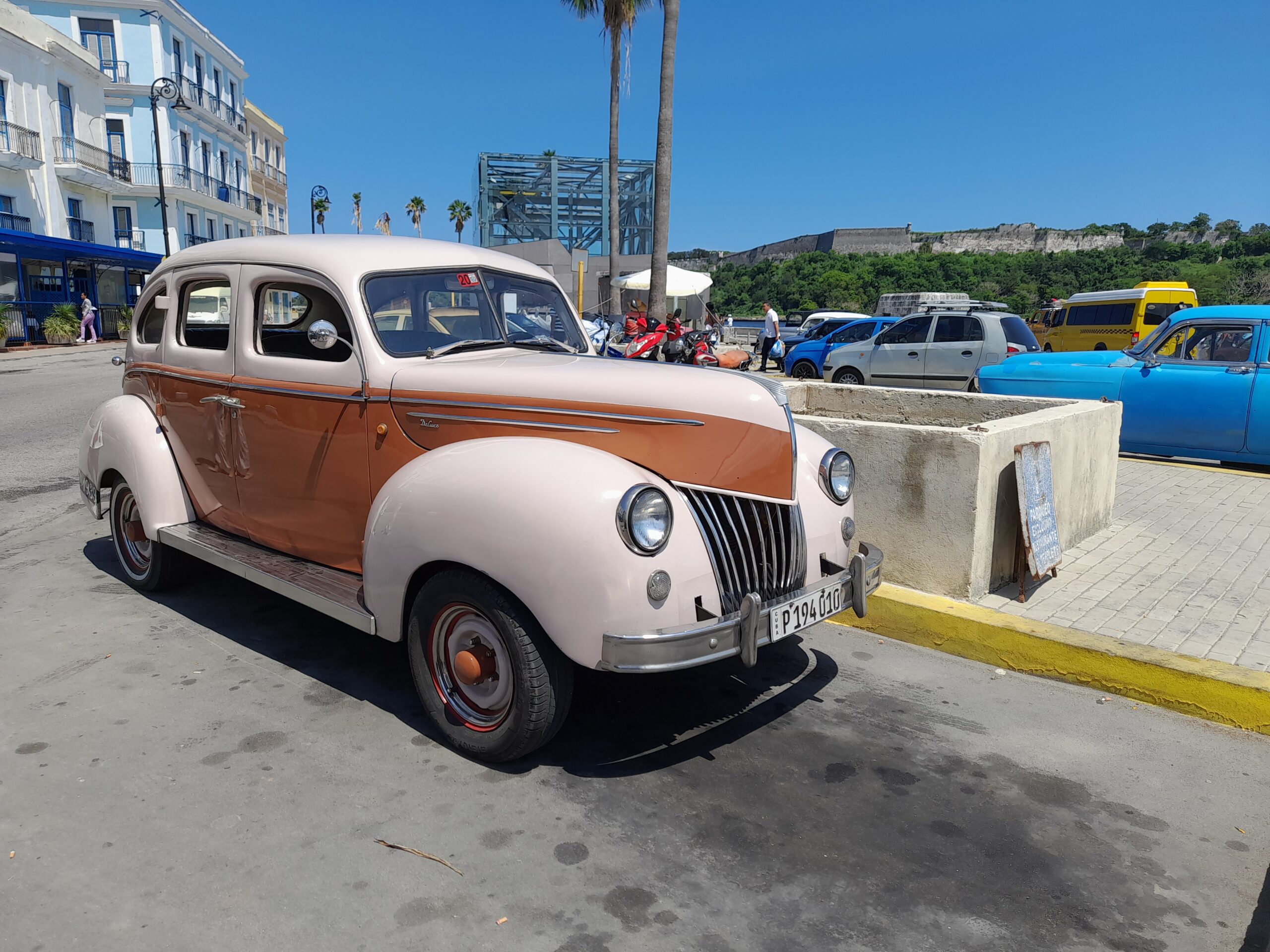 Renting a classic car in Cuba
