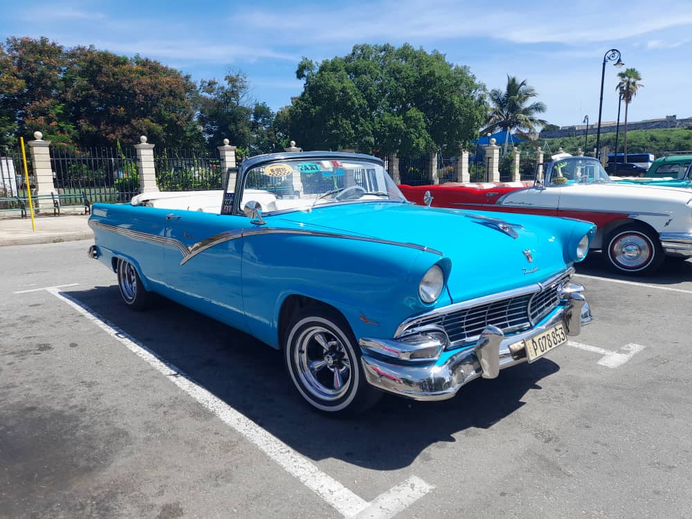 vintage convertible ford to rental in havana cuba
