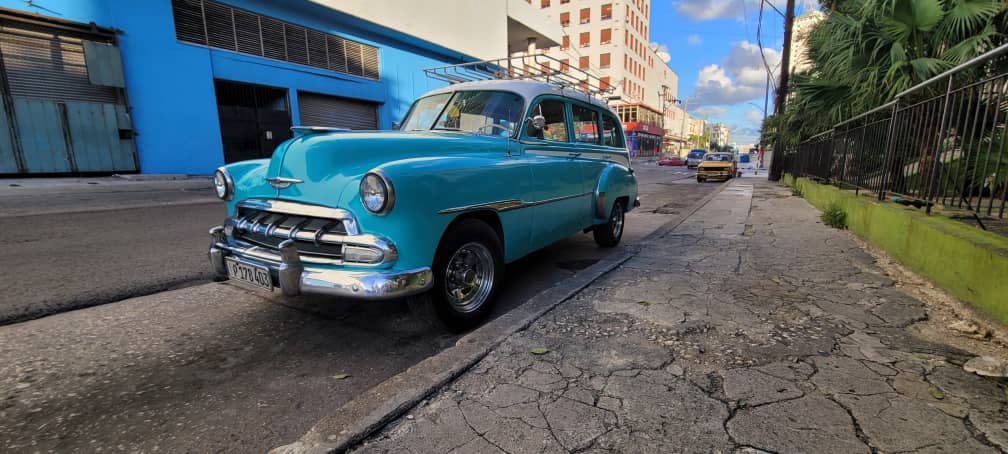 classic car rental in havana